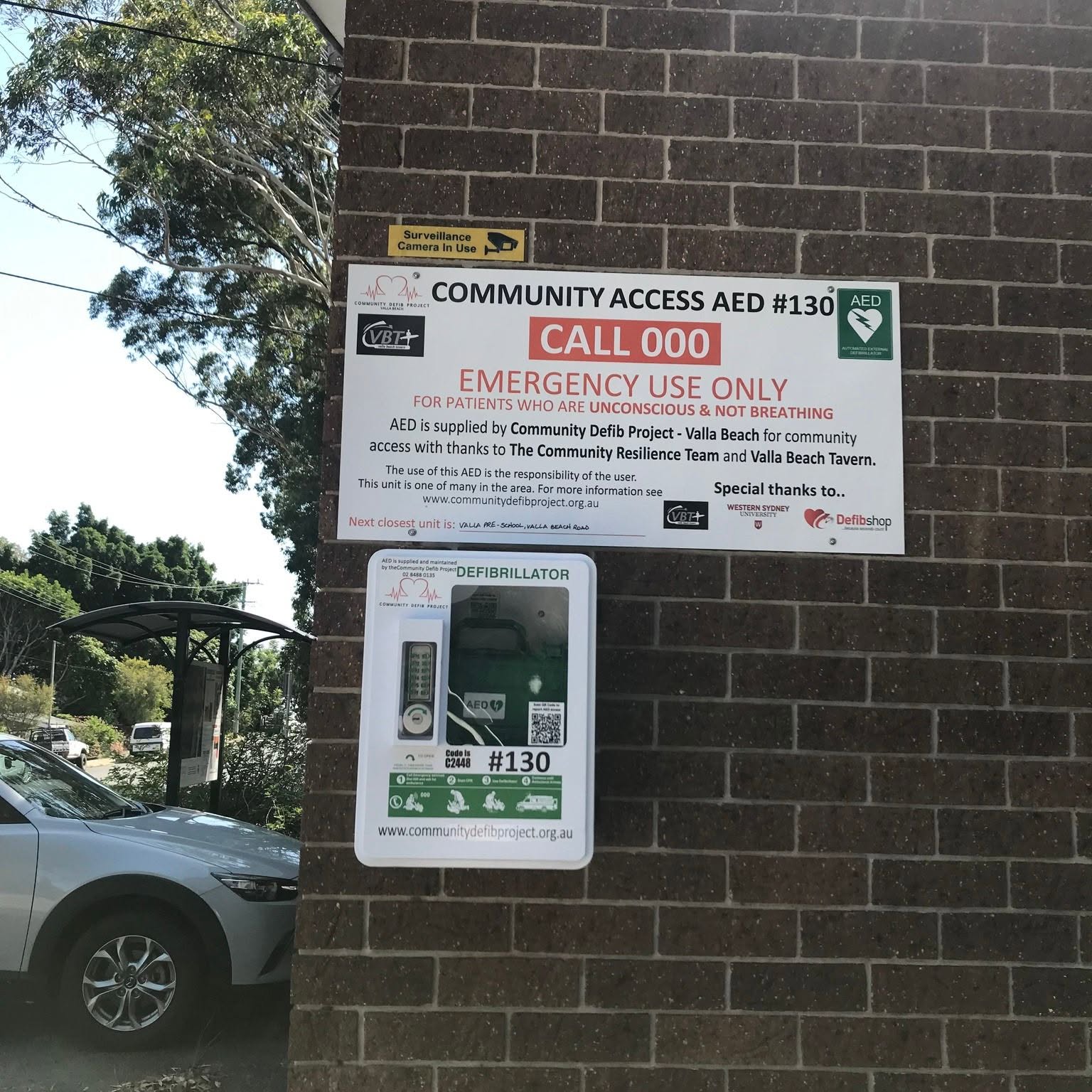 Community AED 130 installation