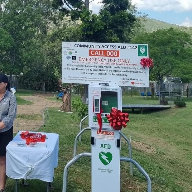 Community AED 142 installation
